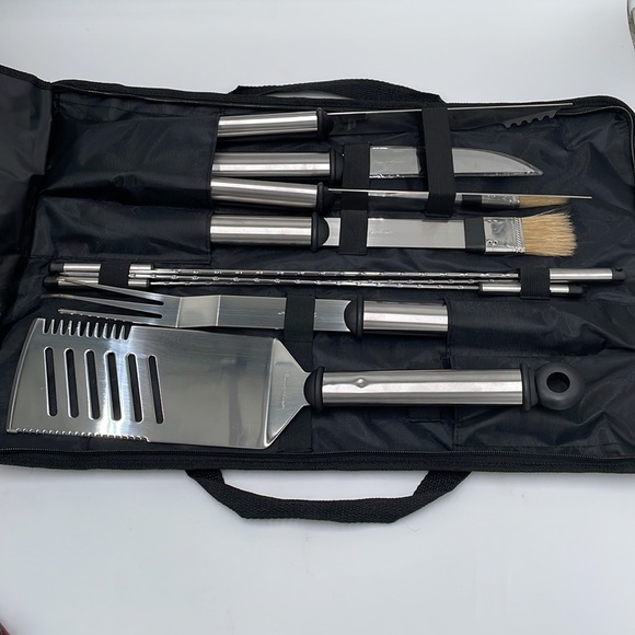 - Seghesio Family Vineyards Stainless Steel BBQ Set with Case - Picture 6 of 8